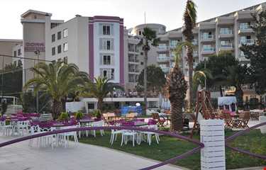 Dora Beach Hotel