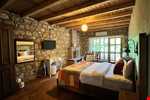 PluVia Boutique Hotel